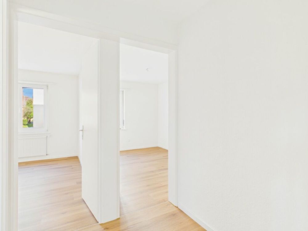 Erstbezug nach Totalsanierung: Stilvolle 4.5-Zimmer-Wohnung mit Top-Anbindung - Bild 7