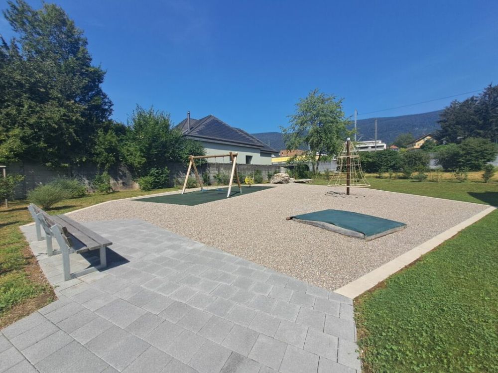 Attraktive 2.5 Zimmerwohnung mit Sitzplatz - Bild 8