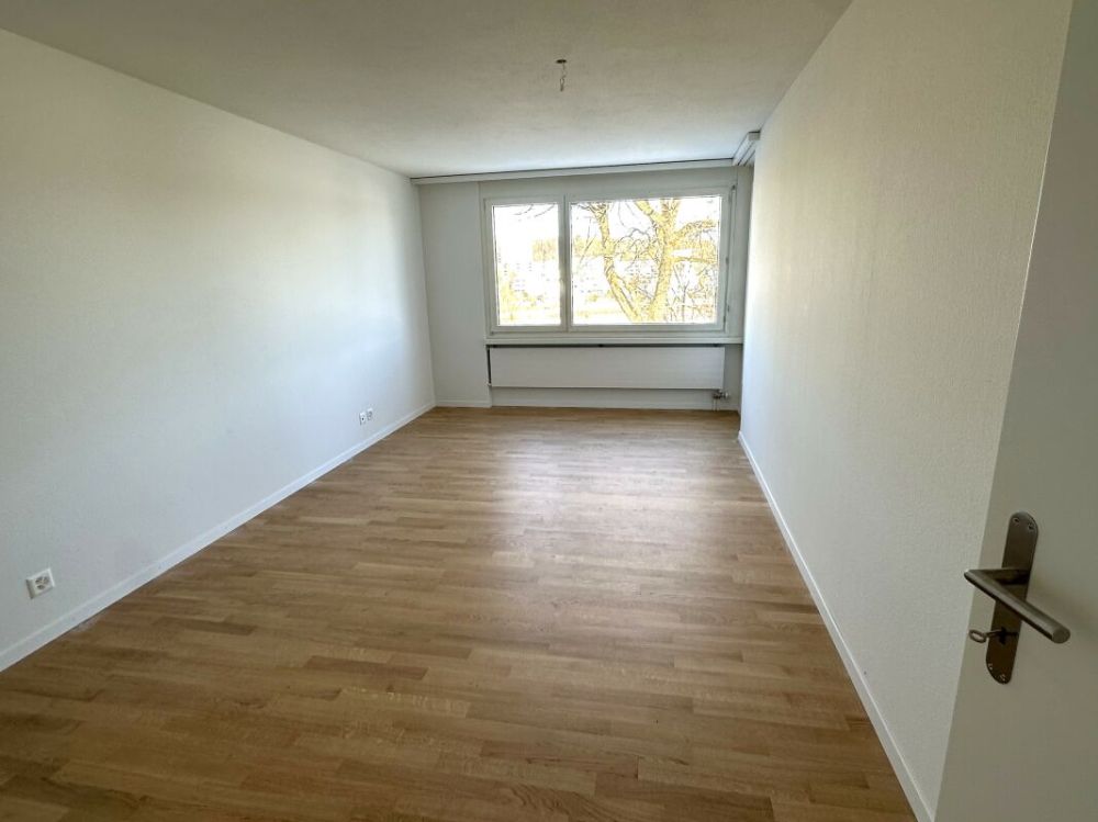 Erstvermietung nach Komplettsanierung - Zimmer