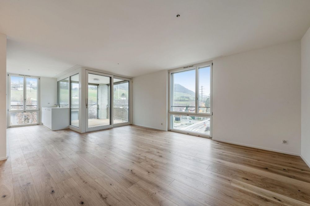 Wohnkomfort im Herzen von Frick - 3.5 Zimmer Wohnung sucht neue Mieter - Wohnzimmer