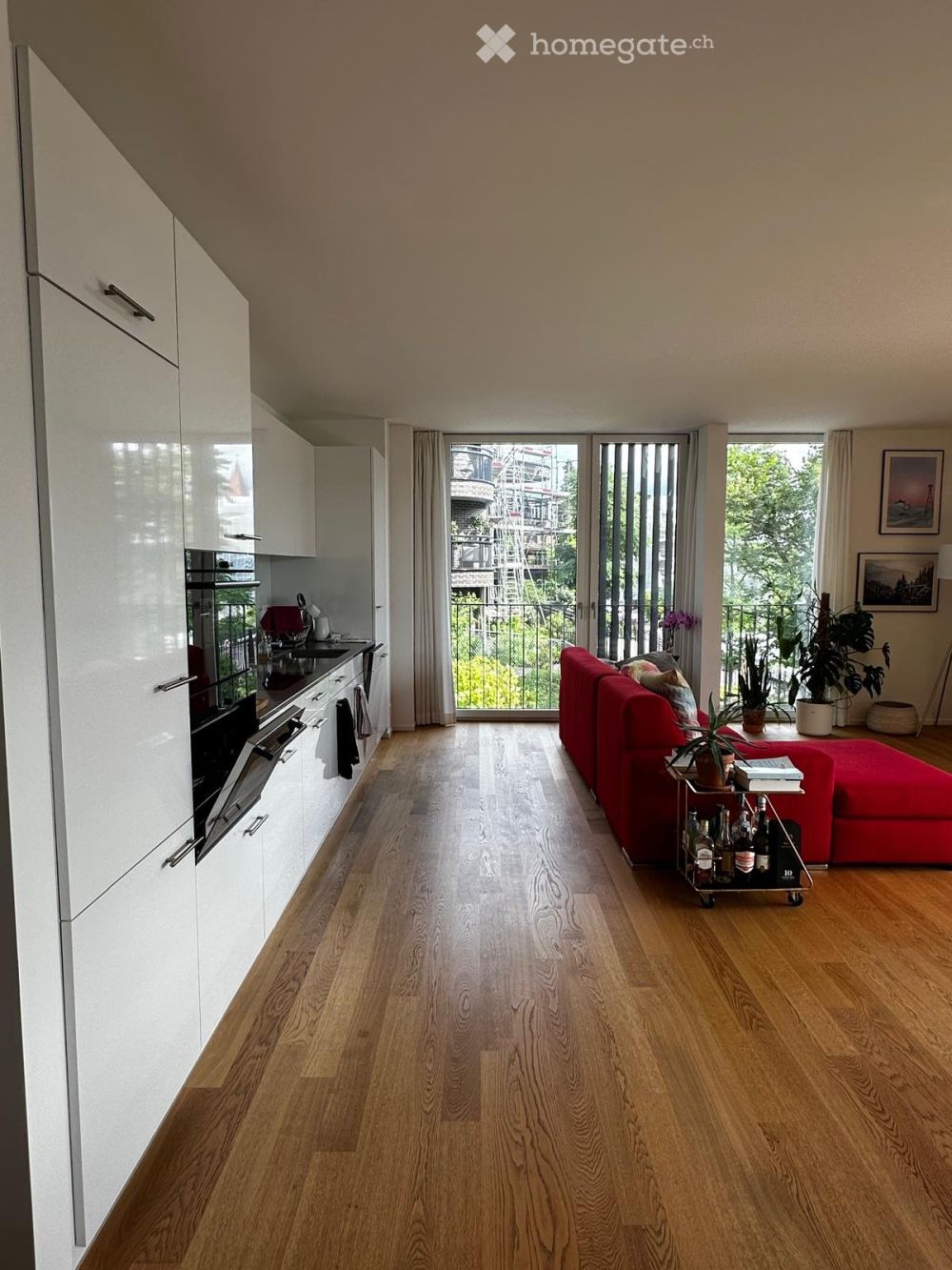 Stunning 3.5-Room Apartment with Lake View in Zürich 8008 - Bild 3