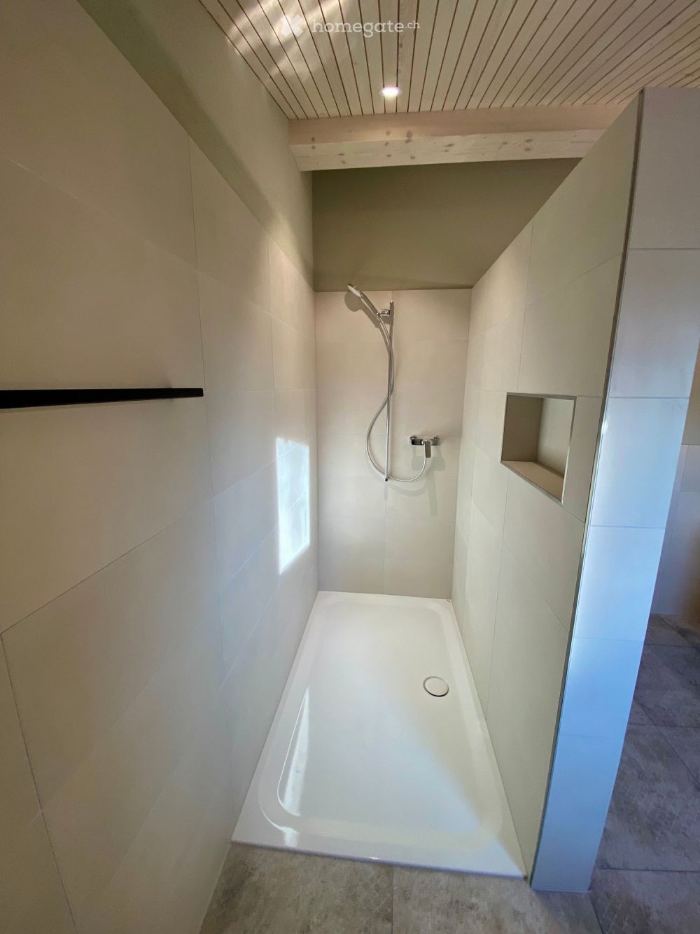 Moderne 5.5-Zimmer-Dachwohnung in ruhiger Lage von Buch b. Frauenfeld - Bild 8