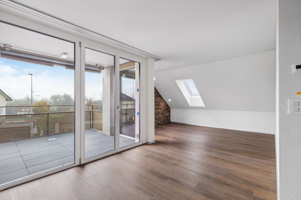 Moderne 4.5-Zimmer-Dachwohnung in ruhiger Lage von Thundorf - Bild 8