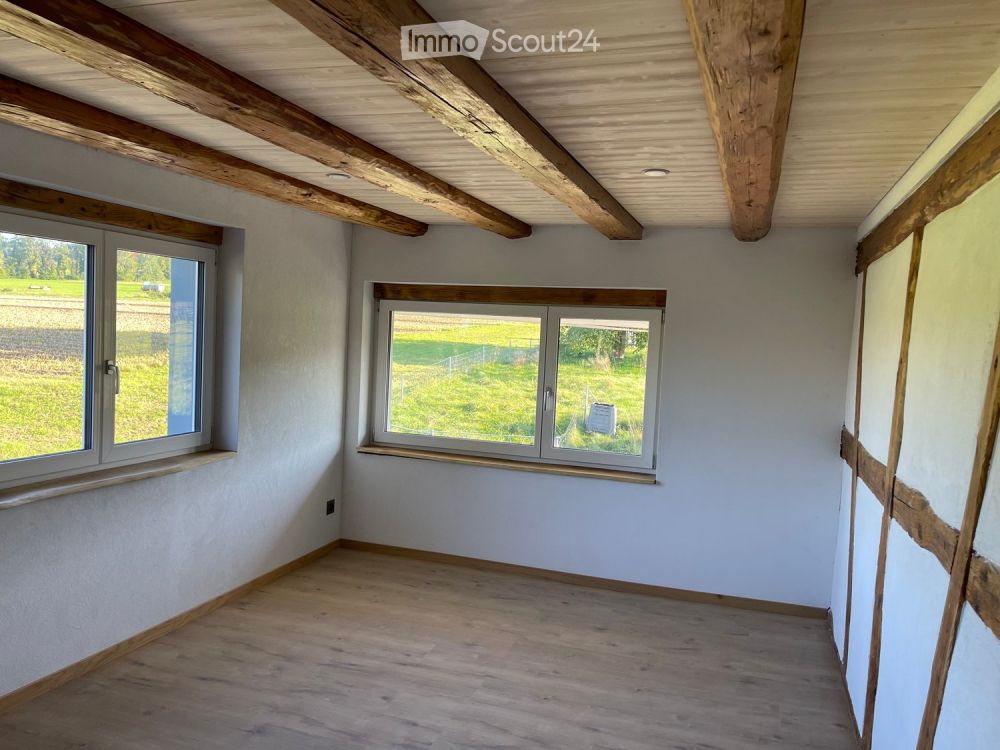 Angebauter Hausteil mit Terrasse & Kachelofen - Bild 10