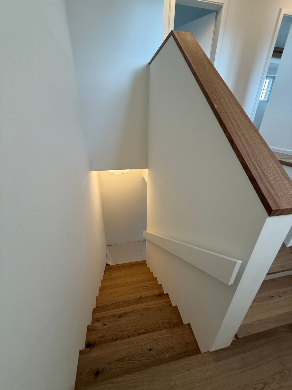 NEUWERTIGE: 3-Zimmerdachwohnung – Vintage-Style trifft auf modernen Komfort - Bild 12