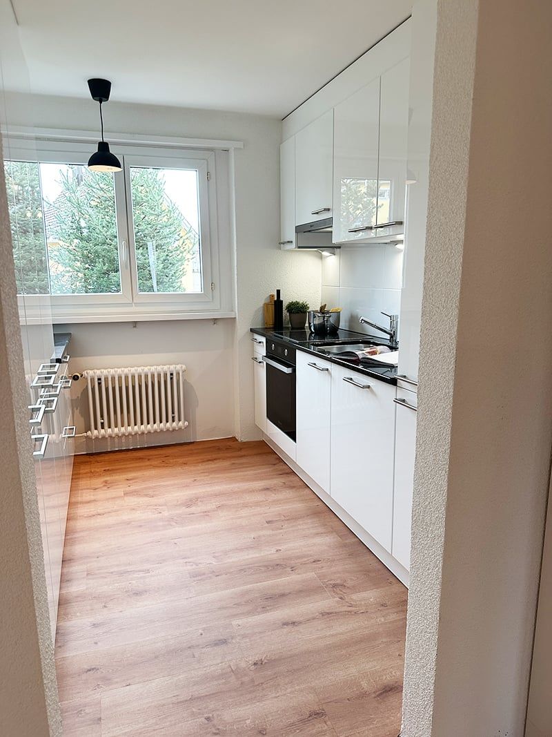 Erstvermietung von modern renovierten 4.5-Zimmerwohnungen mit 15m2 Balkon - Bild 4