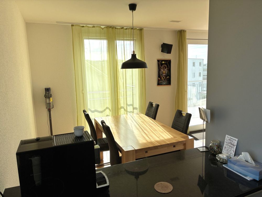 3½ ZIMMER-DACHWOHNUNG IN KERZERS (FR), MÖBLIERT, TEMPORÄR - Bild 2