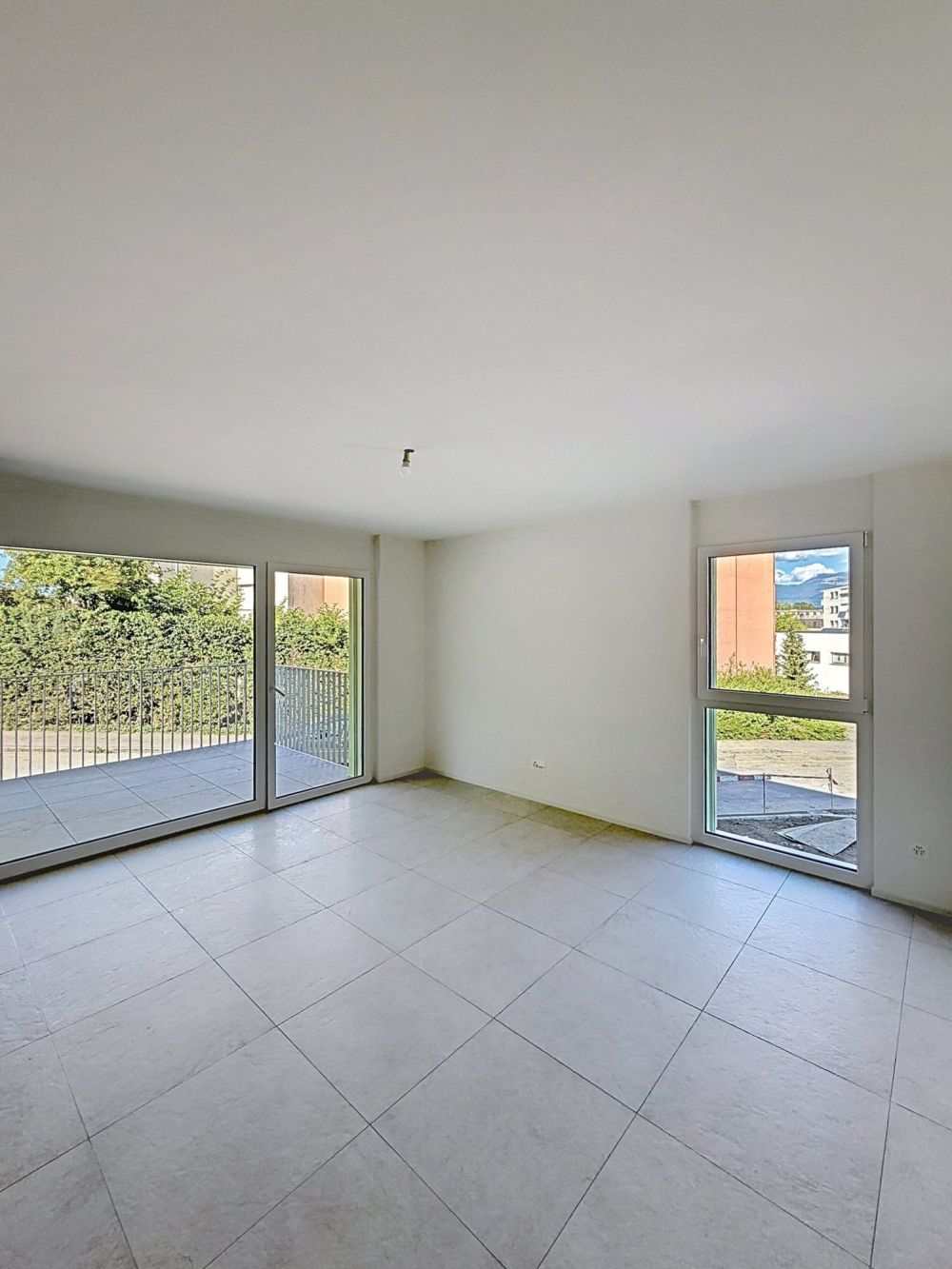 Superbe appartement neuf de 3.5 pièces à Yverdon-les-Bains - Séjour