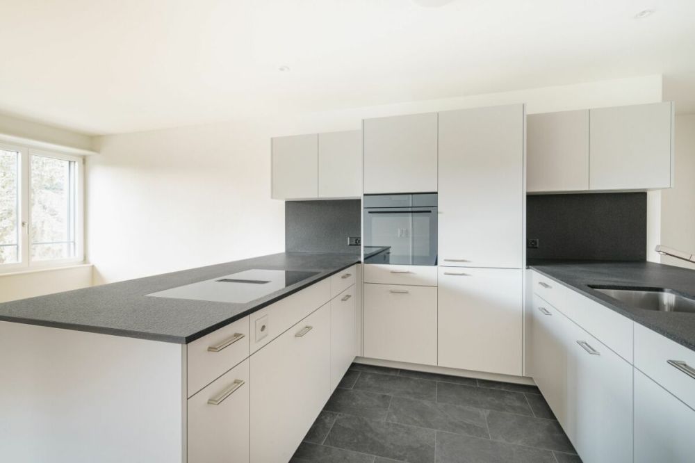 Grosszügige 3.5-Zimmer-Wohnung an ruhiger Lage mit herrlichem Sitzplatz - Bild 3