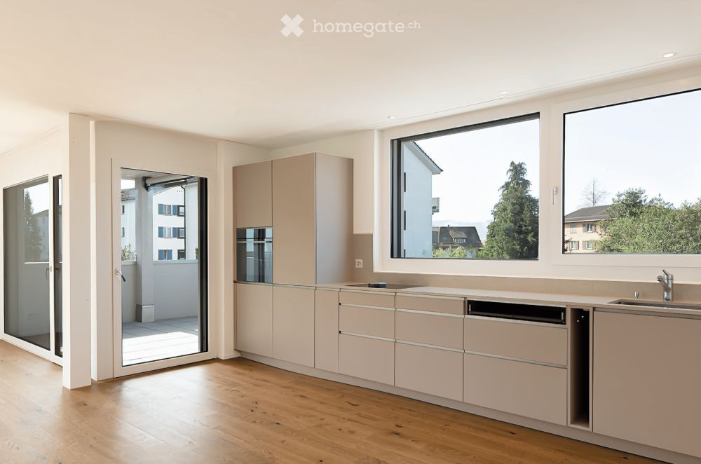 Grosszügige 2.5-Zimmer-Neubauwohnung im 1.OG mit Balkon - Bild 3
