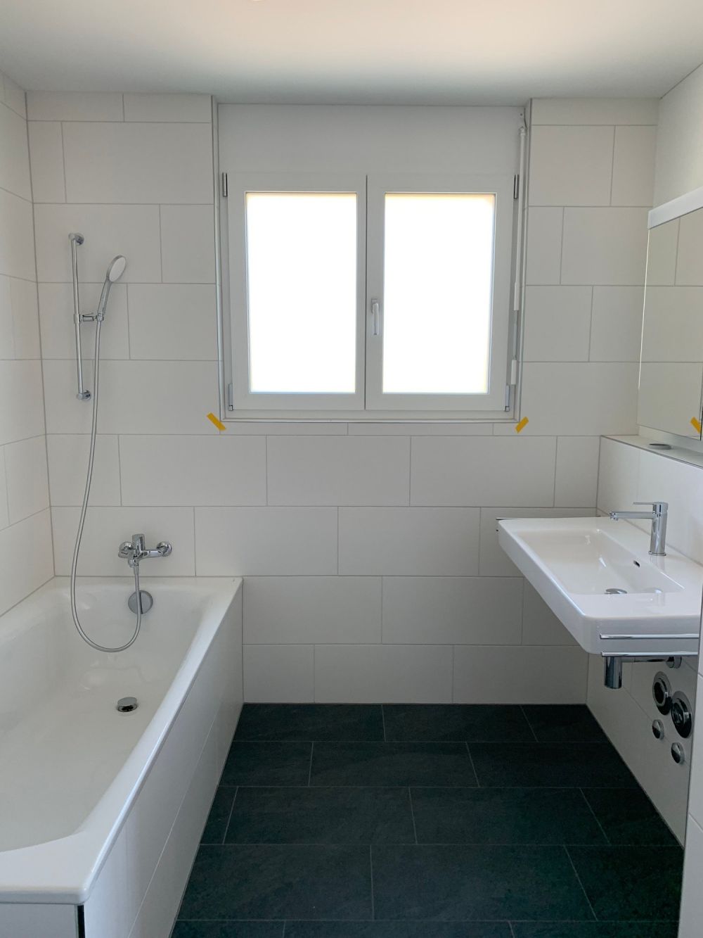 Moderne neue Attikawohnung an attraktiver Hanglage von Glattfelden – Wohnen im Grünen mit Komfort - Bild 7