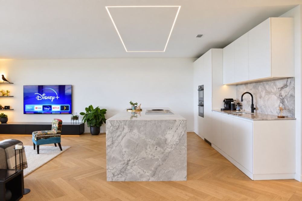 Exklusive möblierte 3.5-Zimmer-Smart-Home-Wohnung mit Weitblick - Bild 3