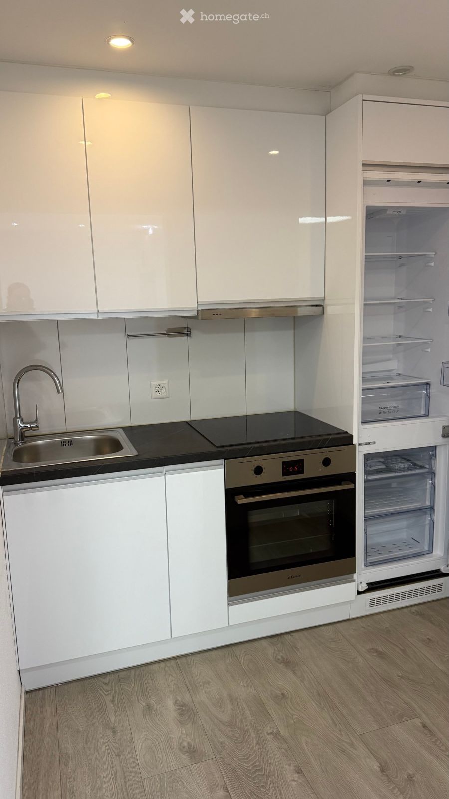 Moderne 1-Zimmer-Wohnung mit Balkon in Rebstein - Bild 1