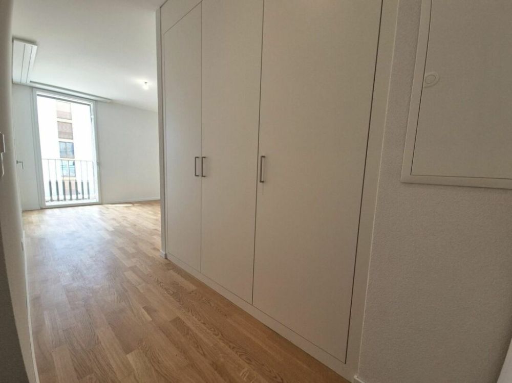 Berges 3 - Appartement 5.5 pièces au 1er étage - Entrée chambre joker