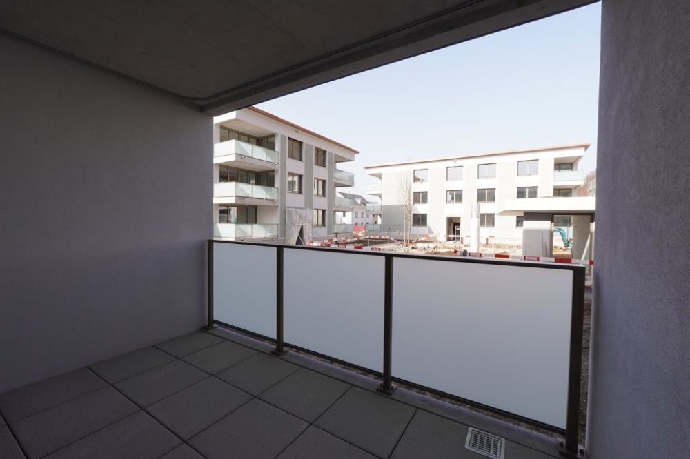 ERSTVERMIETUNG IN LIESTAL - jede Wohnung mit eigenem Waschturm - DSC02926.JPG
