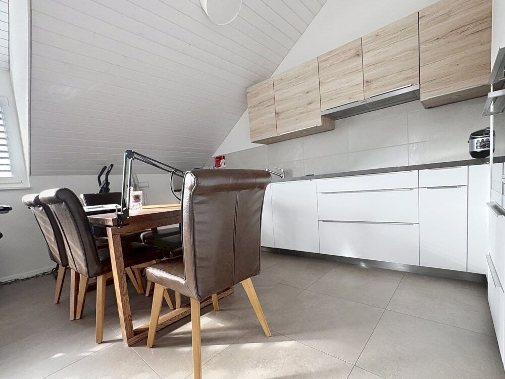 Bel appartement de 3.5 pces au 2ème étage - Bild 2