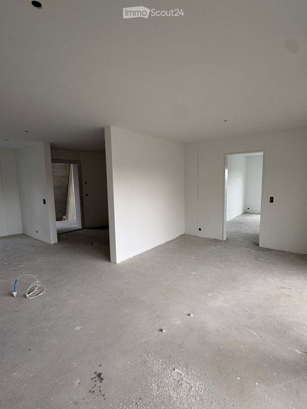 Erstbezug mit 32 m² Balkon – modernes Wohnen mit Weitblick in Truttikon - Bild 6