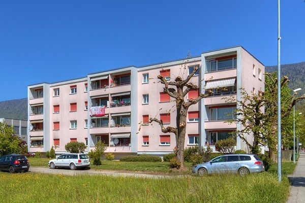 ERSTVERMIETUNG: SANIERTE 4-Zimmerwohnung in Grenchen - Bild 1