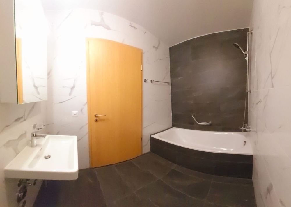 1 pièce meublée, app. neuf, moderne, 110m2, 2-éme étage - Bild 4