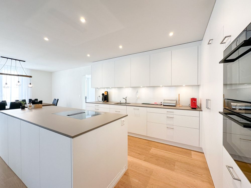 Stilvolle 5.5-Zimmer-Wohnung im Neubau an zentraler Lage in Entlebuch - Bild 1