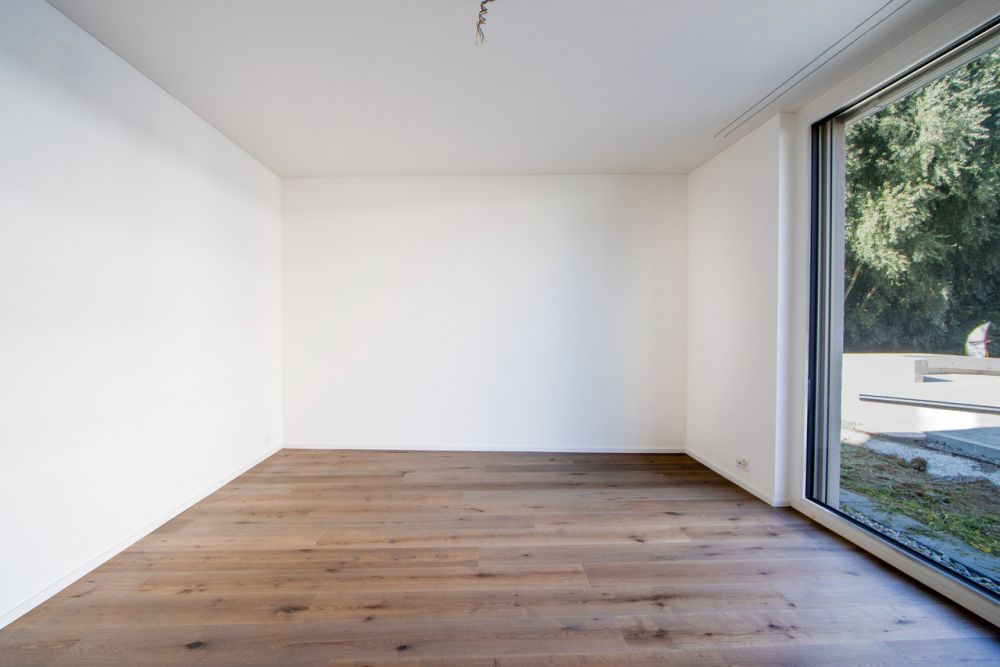 Traumhafte 4.5-Zimmer Erdgeschosswohnung in unmittelbarer Seenähe! - Zimmer 2