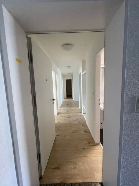 Erstbezug nach Totalsanierung - Exklusive 4.5-Zimmer-Gartenwohnung - CHF 2'575 inkl. NK&2 Parkplätze - Bild 1