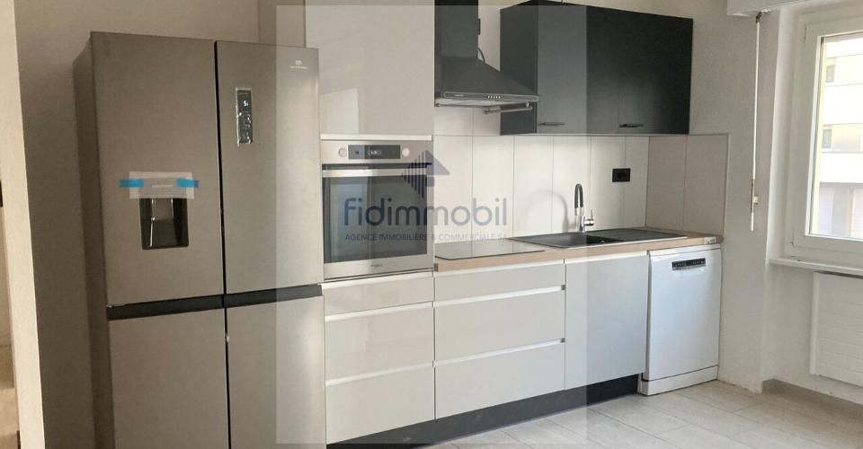 Appartement de 3,5 pièces entièrement rénové dans quartier calme - Appartement 3 pièces - image - 1