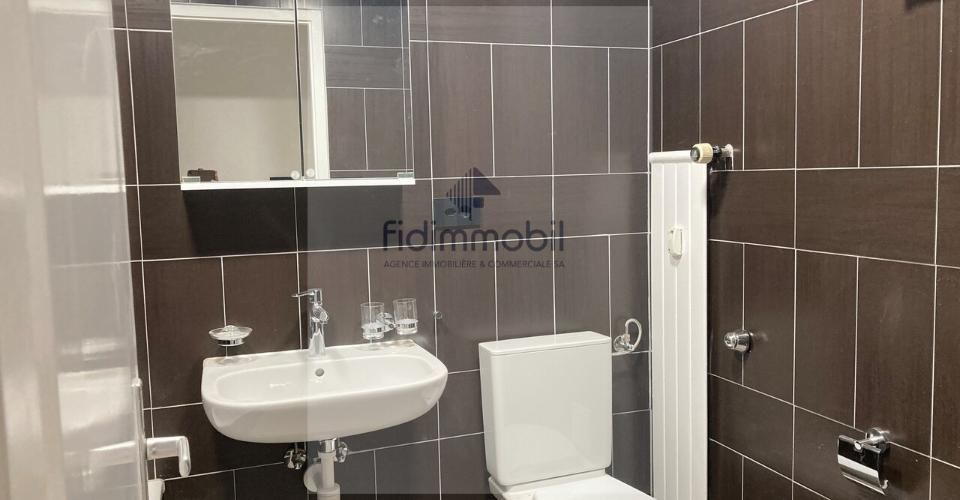 Appartement de 3,5 pièces entièrement rénové dans quartier calme - Appartement 3 pièces - image - 7