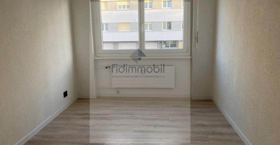 Appartement de 3,5 pièces entièrement rénové dans quartier calme - Appartement 3 pièces - image - 5