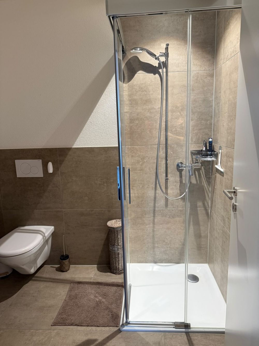 Moderne 4.5 Zimmer-Neubauwohnung - Bild 5