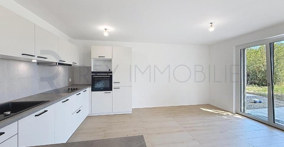 Triplex neuf dans villa avec terrasse et jardin - Appartement 5.5 pièces - image - 3