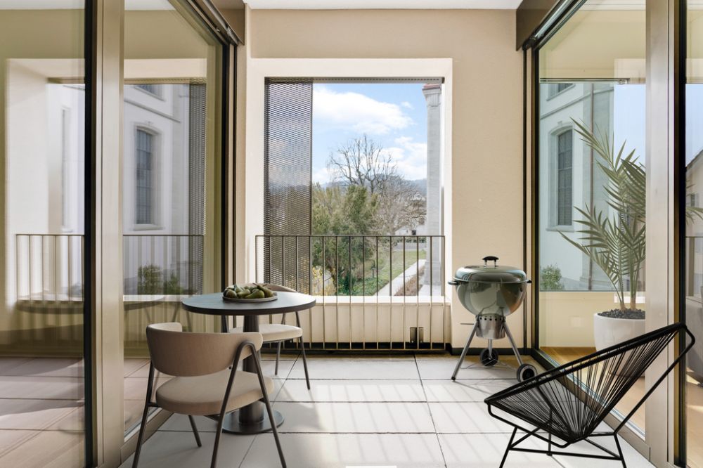 Grosszügige 2.5-Zimmer-Neubauwohnung im Zentrum von Altstätten! - BalkonSTAGING-6.jpg