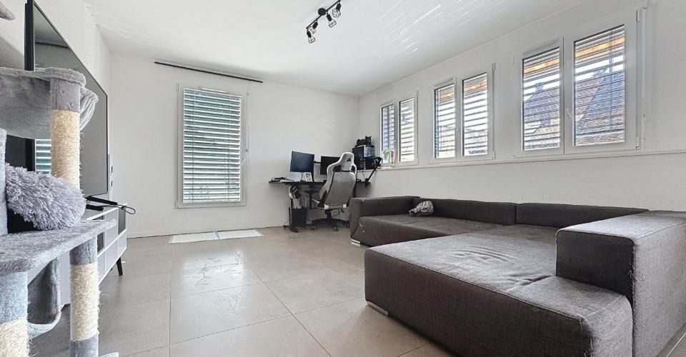 Bel appartement de 3.5 pces au 1er étage - Appartement 3.5 pièces - image - 1