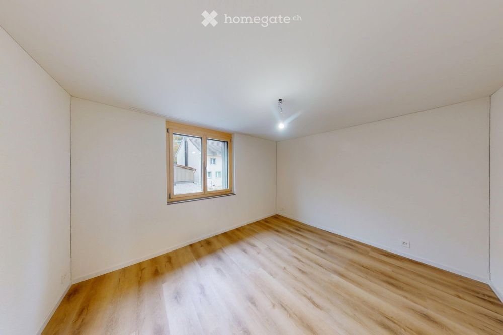Erstvermietung – Wohnen am Sonnenberg: Moderne 5.5-Zimmer-Wohnung mit grosser Aussenfläche - Bild 9