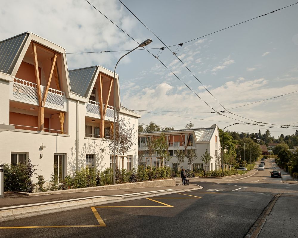 Neubau 3.5 Zimmerwohnung in Rotmonten! - Aussenansicht