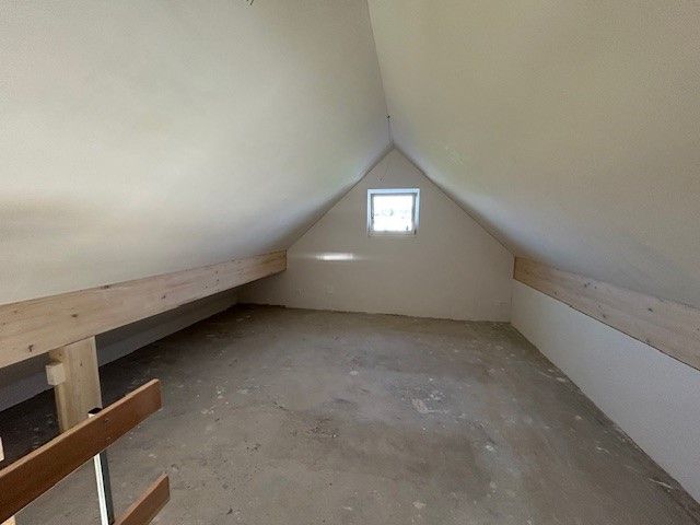 Attraktive 3-Zimmer-Dachwohnung mit Terrasse und Fernsicht - Bild 12