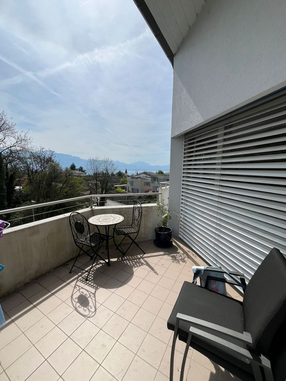 Appartement de 4.5 pièces avec balcon et belle vue à Lutry (sous-location de durée déterminée) - Bild 7