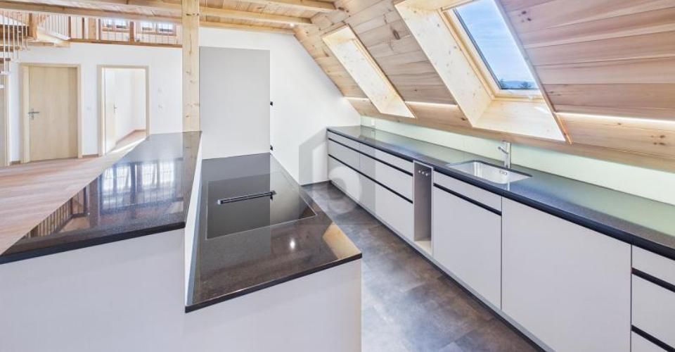 NATURNAH,GROSSZÜGIG MIT GALERIE - Appartement 4.5 pièces - image - 4