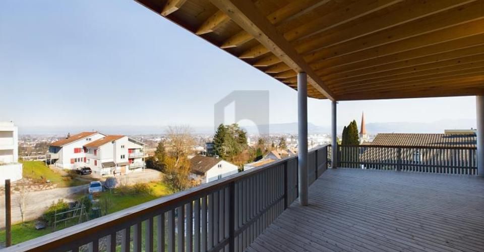 GEWALTIGES WOHNERLEBNIS AUF HÖCHSTEM NIVEAU - Appartement terrasse 3.5 pièces - image - 5