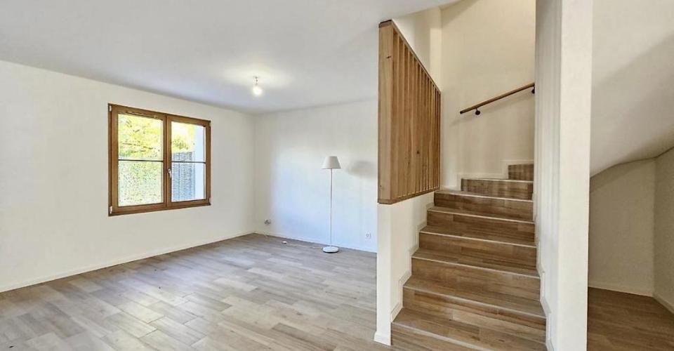 Maison mitoyenne à Croix-de-Rozon de 170m2 - Maison contiguë 6 pièces - image - 1