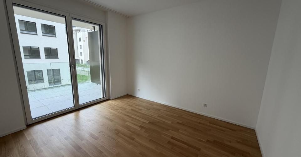 Très joli appartement de 2.5 pièces au 1er étage avec grand balcon - Appartement 2.5 pièces - image - 3