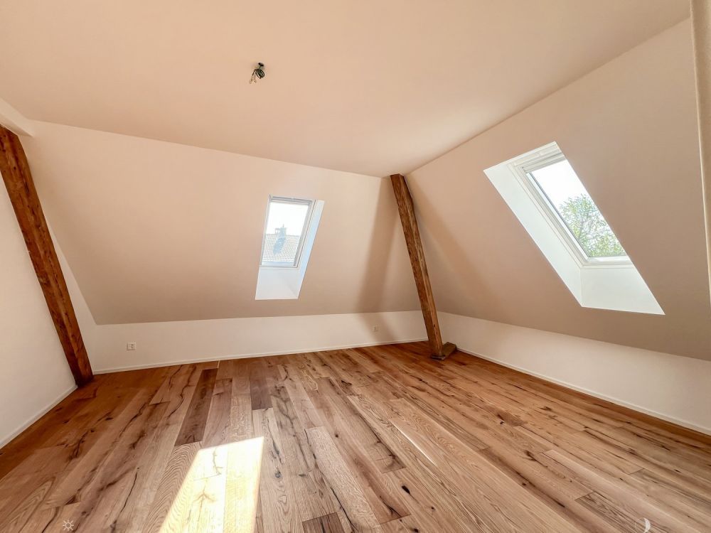 Wunderschöne Dachwohnung mit viel Charme im Zentrum von Biel - Bild 3