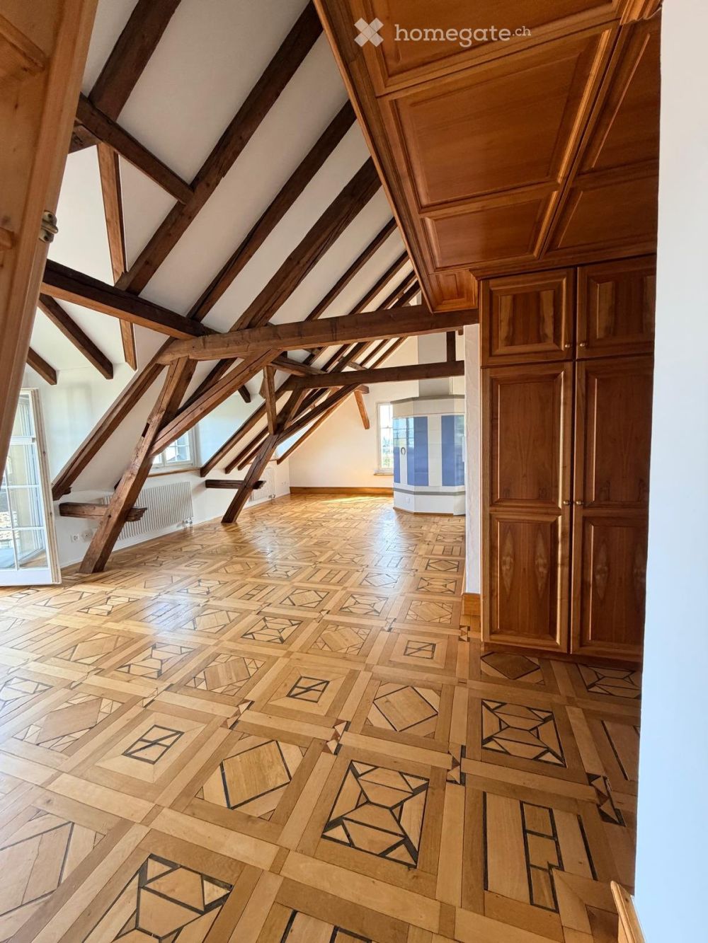 Wohnen im wunderschönen Schloss Lohnegg mit Seesicht - Bild 6