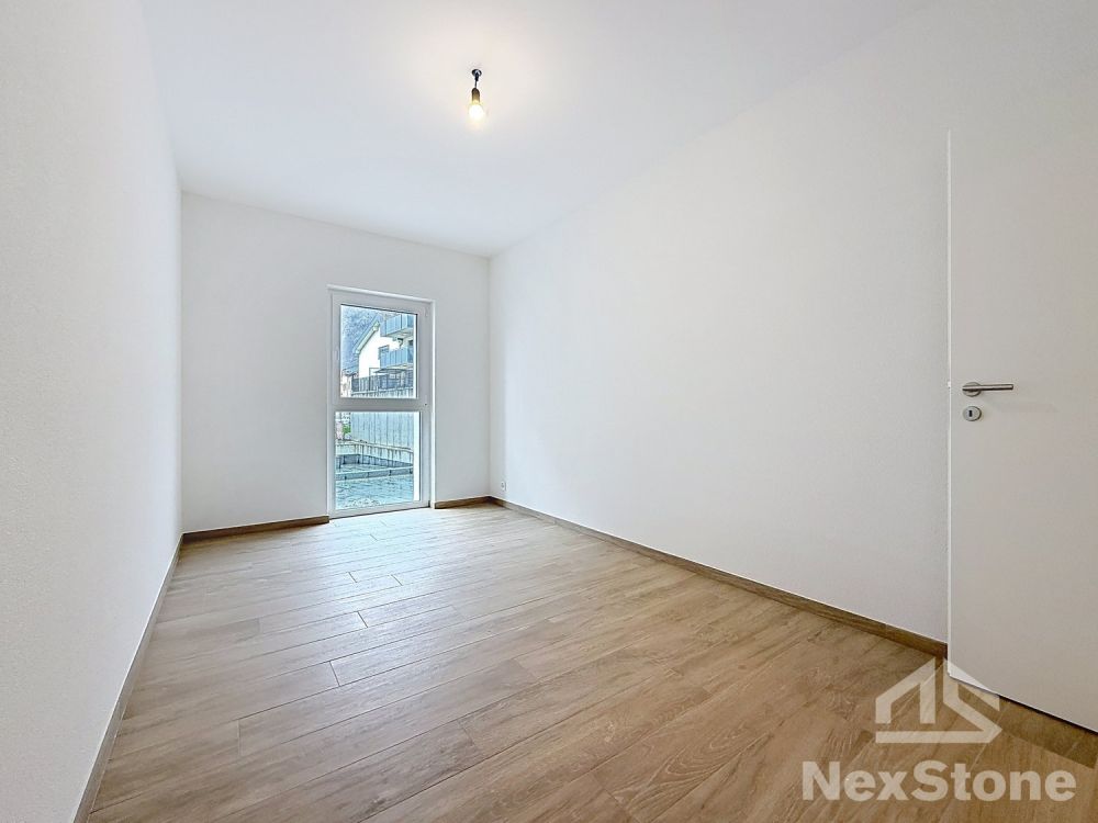 4.5 pièces neuf avec terrasse + parking couvert - Bild 3