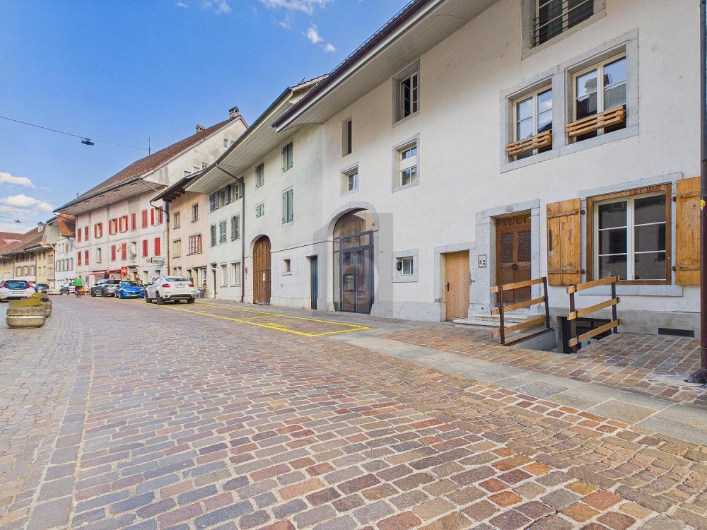 IM STÄDTLI AUF ZWEI ETAGEN - Bild 1