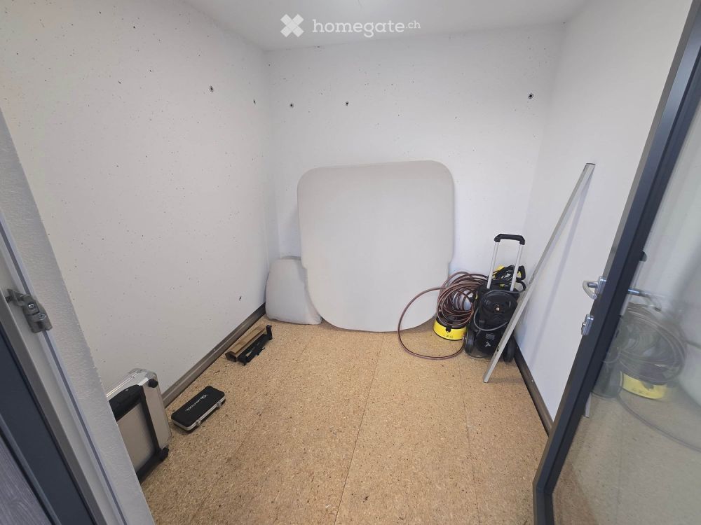 3.5 Zimmer Attika mit Blick auf Schloss Wildegg inkl. 2 Garagenplätze - Bild 12