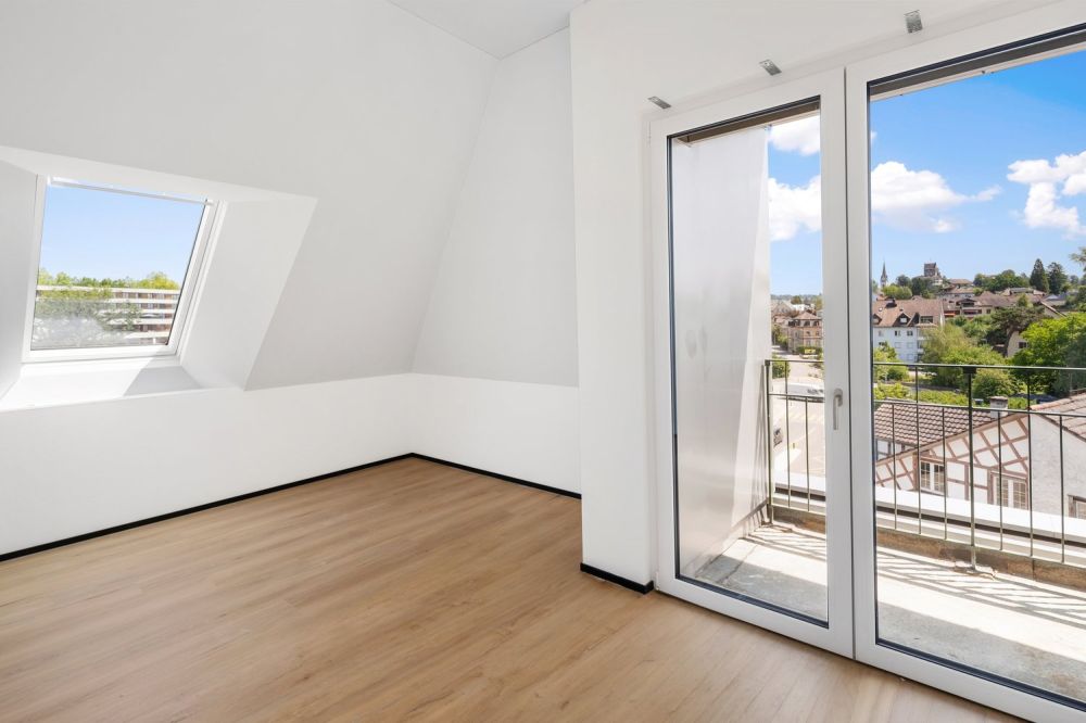 Moderne 4.5-Zimmer-Dachwohnung - Cool durch den Sommer dank Free Cooling-System - Bild 4