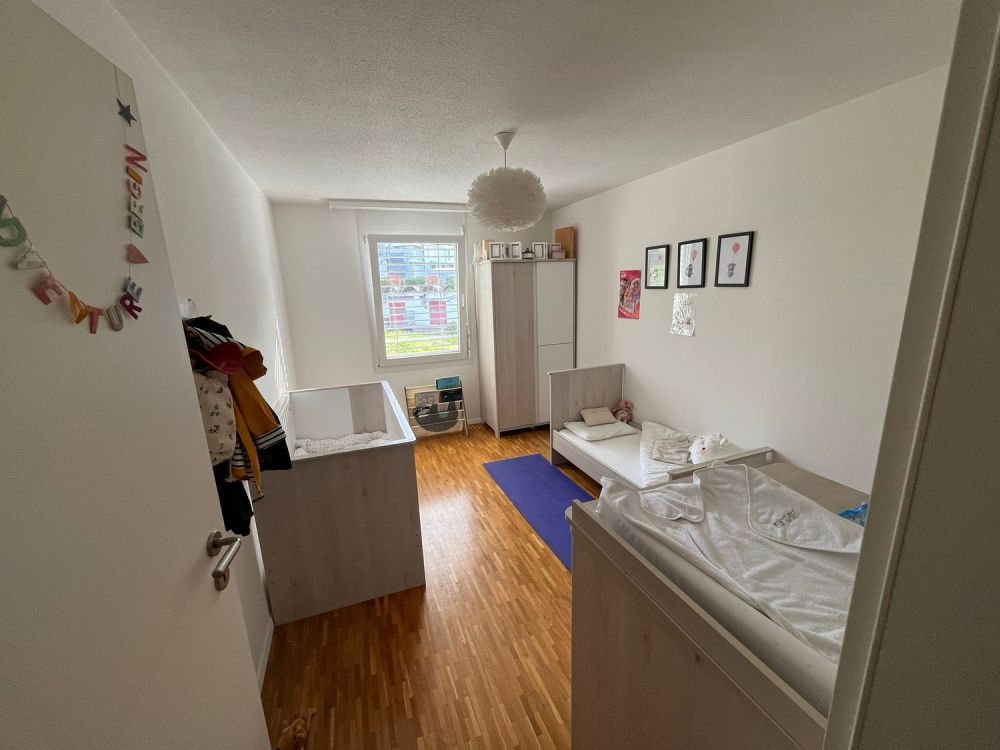 Appartement de 4.5 pièces avec balcon et belle vue à Lutry (sous-location de durée déterminée) - Bild 2