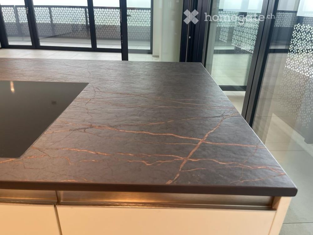 Luxuriös wohnen im 22. Stock / living on top on 22nd floor - Bild 3