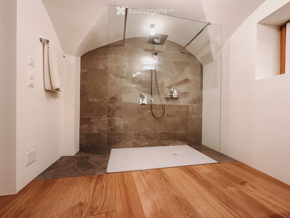 CHESA BOTT SAMEDAN - Luxuriöse 2,5 Zimmer Wohnung - Bild 10